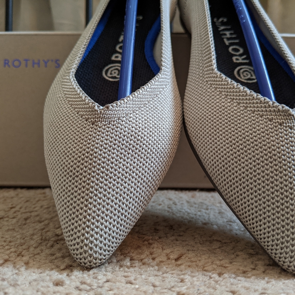 Size 6 Rothy's Flats BNIB - Picture 7 of 8
